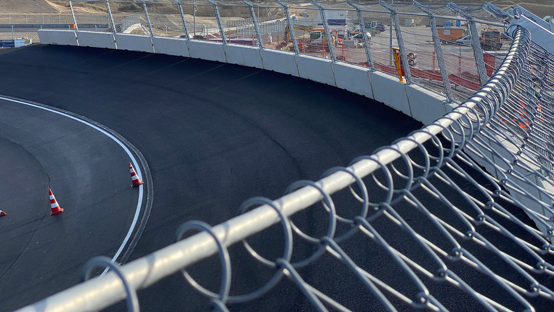 F1オランダGP ザントフォールト バンクコーナー 画像(3)