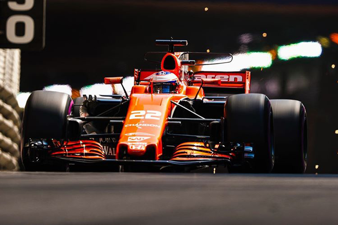 マクラーレン MCL32