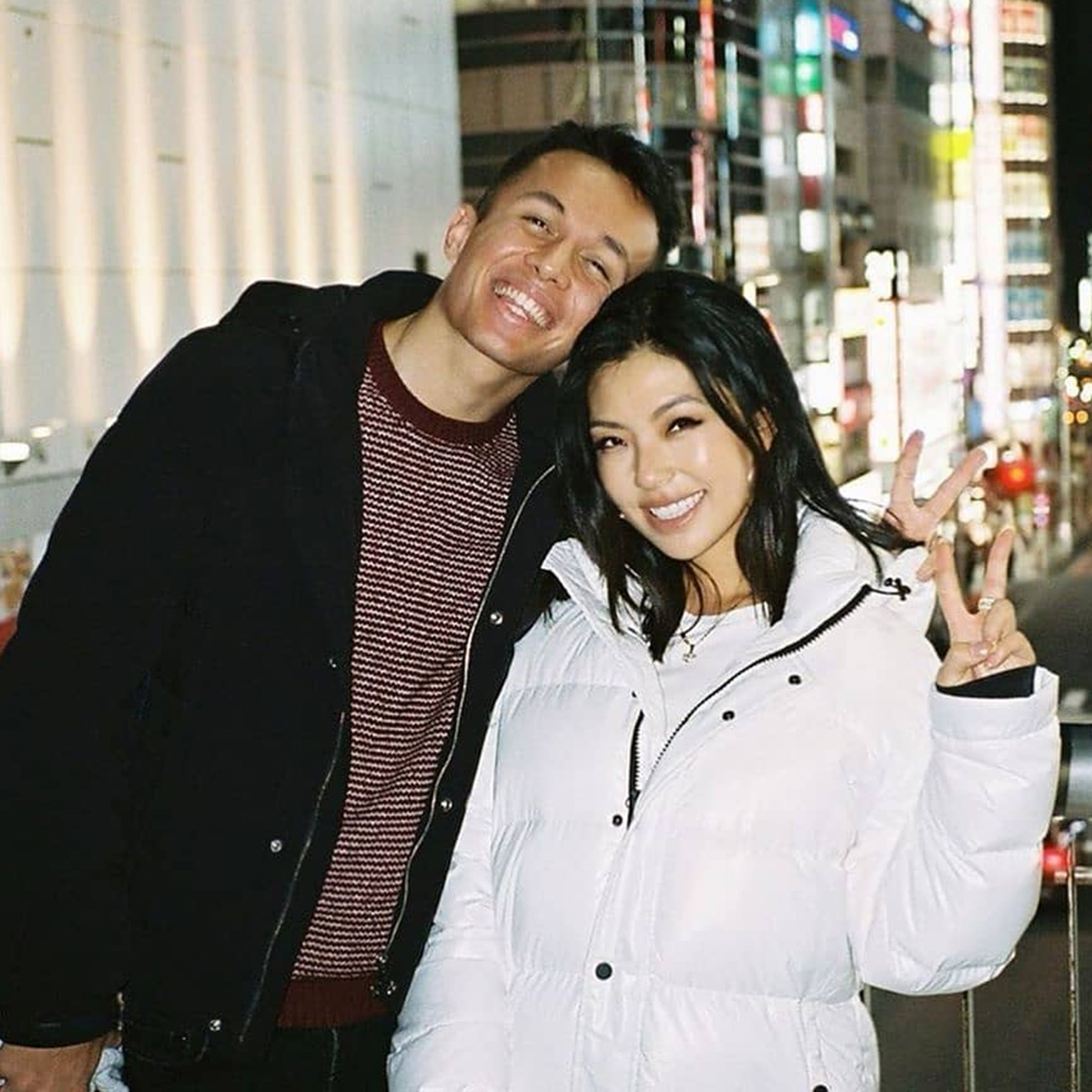 アレクサンダー・アルボン (Lily Muni He)