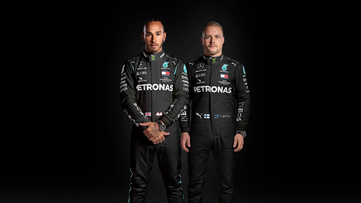 メルセデスF1 レーシングスーツ