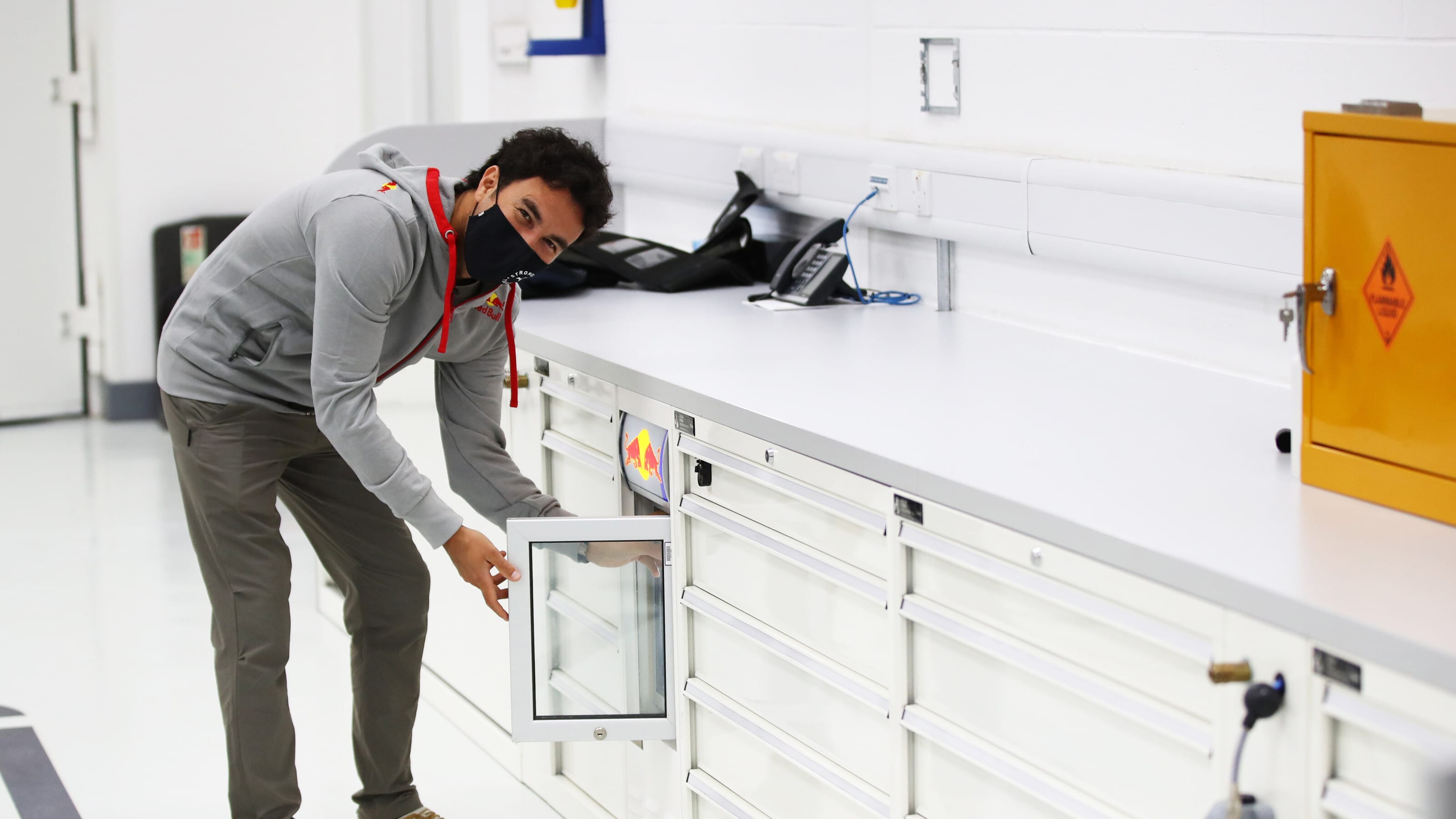 セルジオ・ペレス、レッドブル・ホンダF1のドライバーとして始動⑨