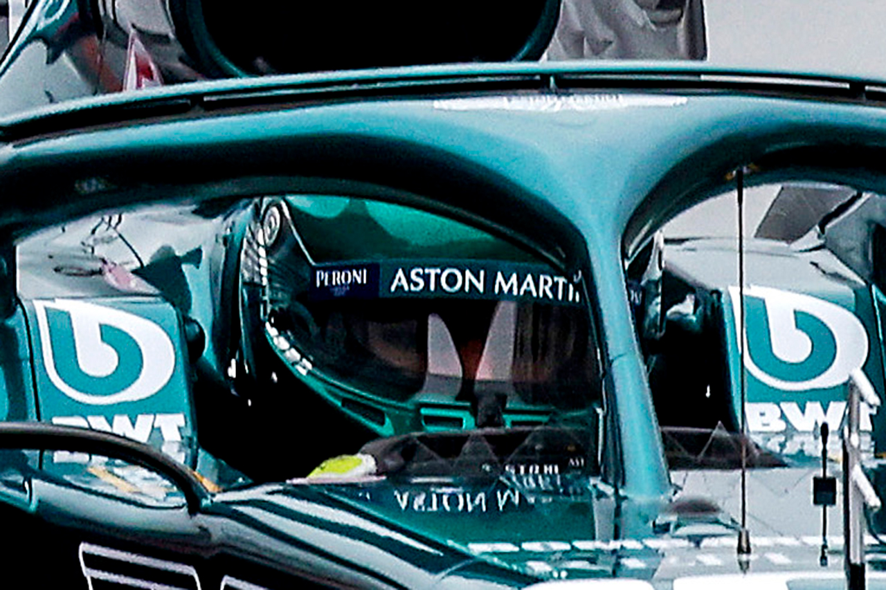 ランス・ストロール アストンマーティンF1 ヘルメット