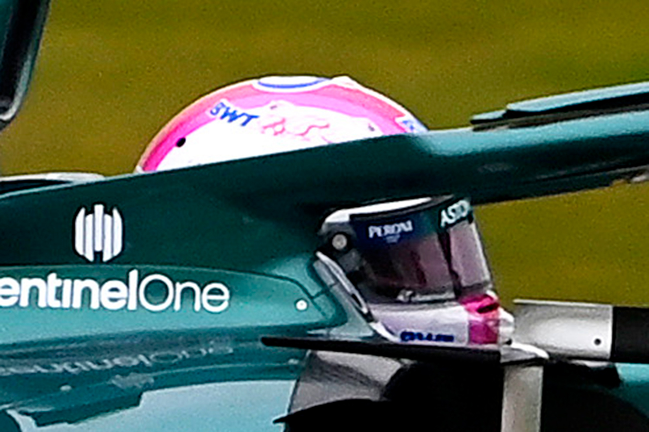 セバスチャン・ベッテル アストンマーティンF1 ヘルメット