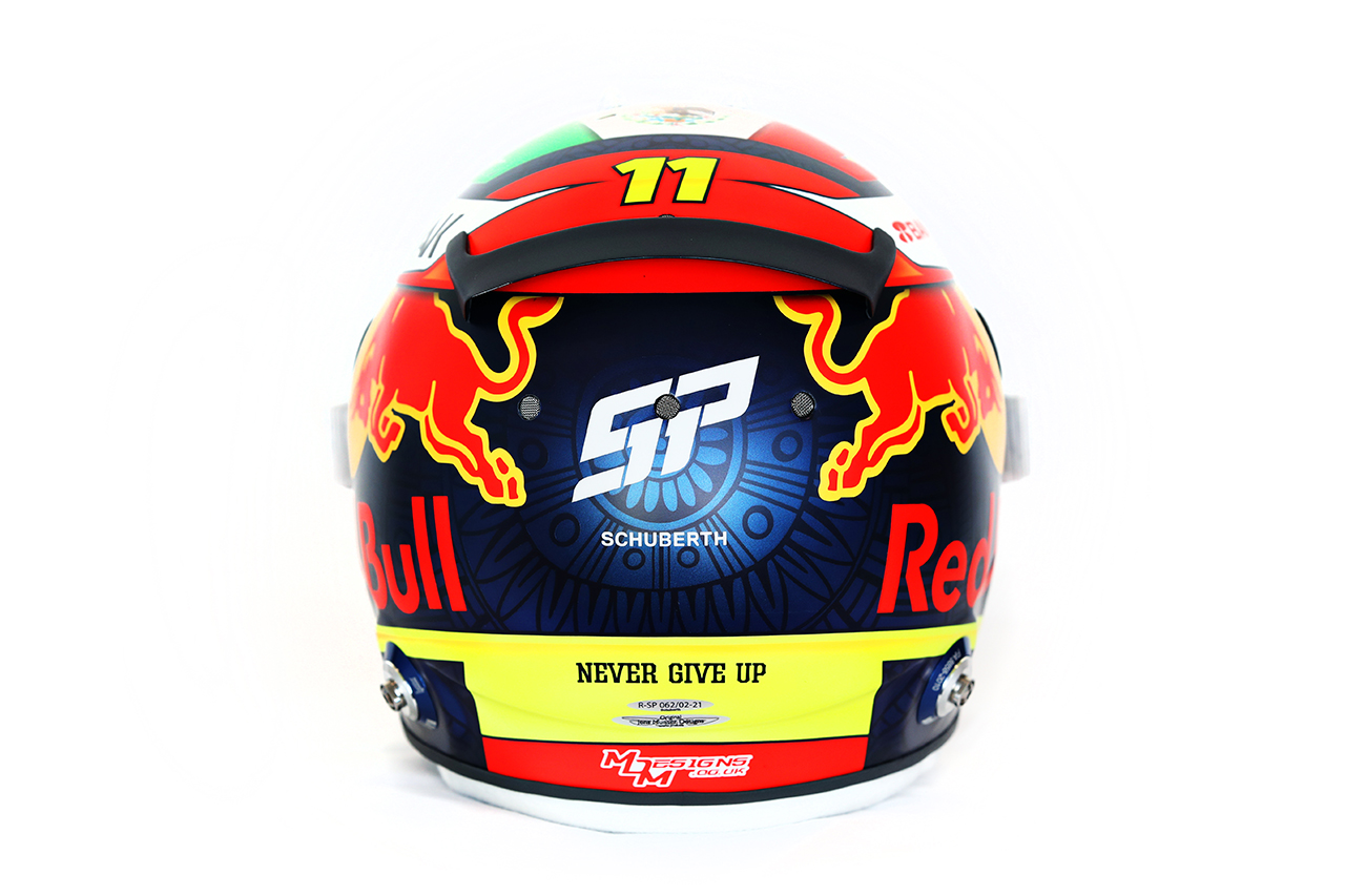 セルジオ・ペレス 2021年 F1ヘルメット 背面(レッドブル・ホンダF1)