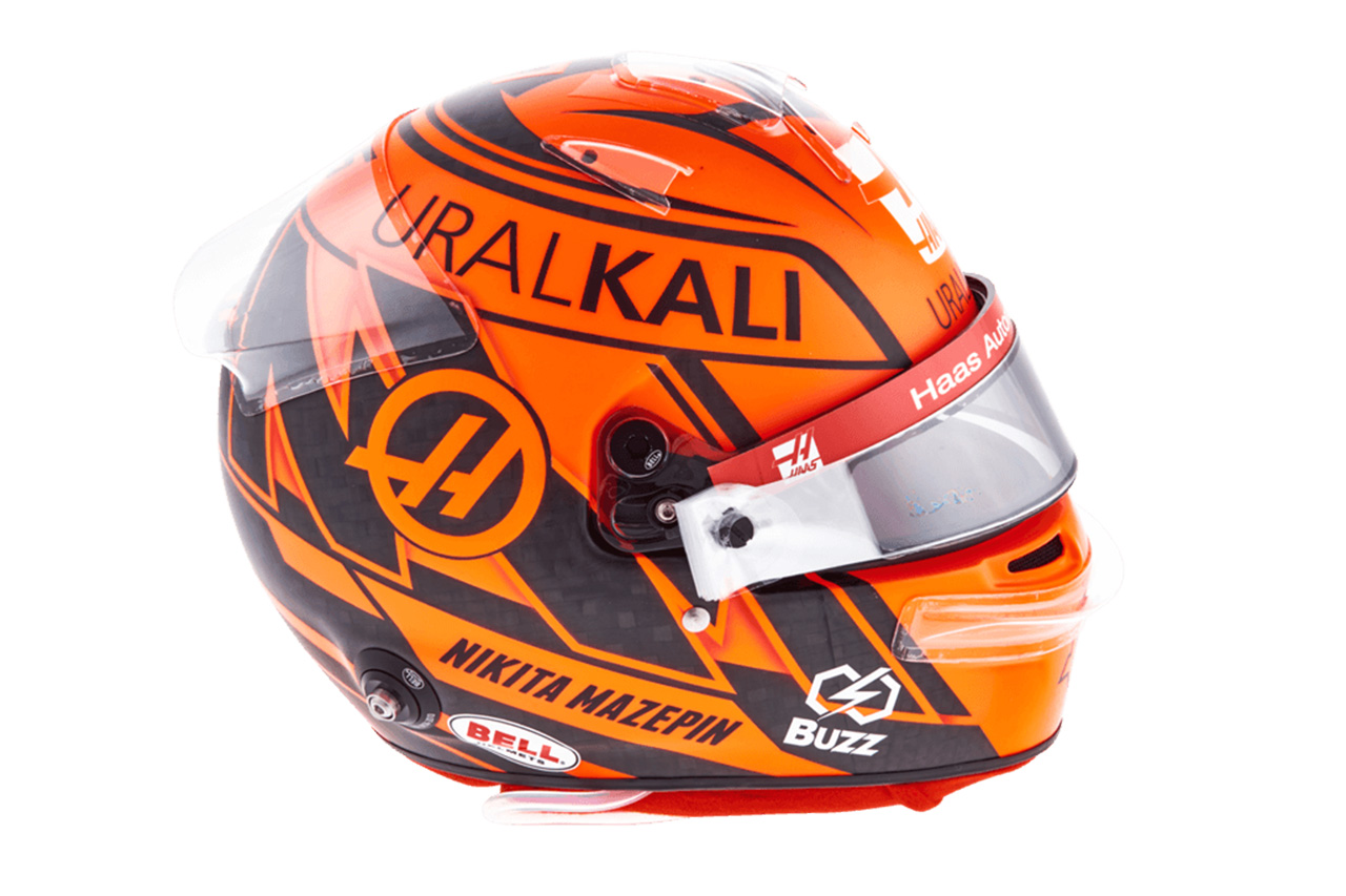 ニキータ・マゼピン:2021年 F1ヘルメット