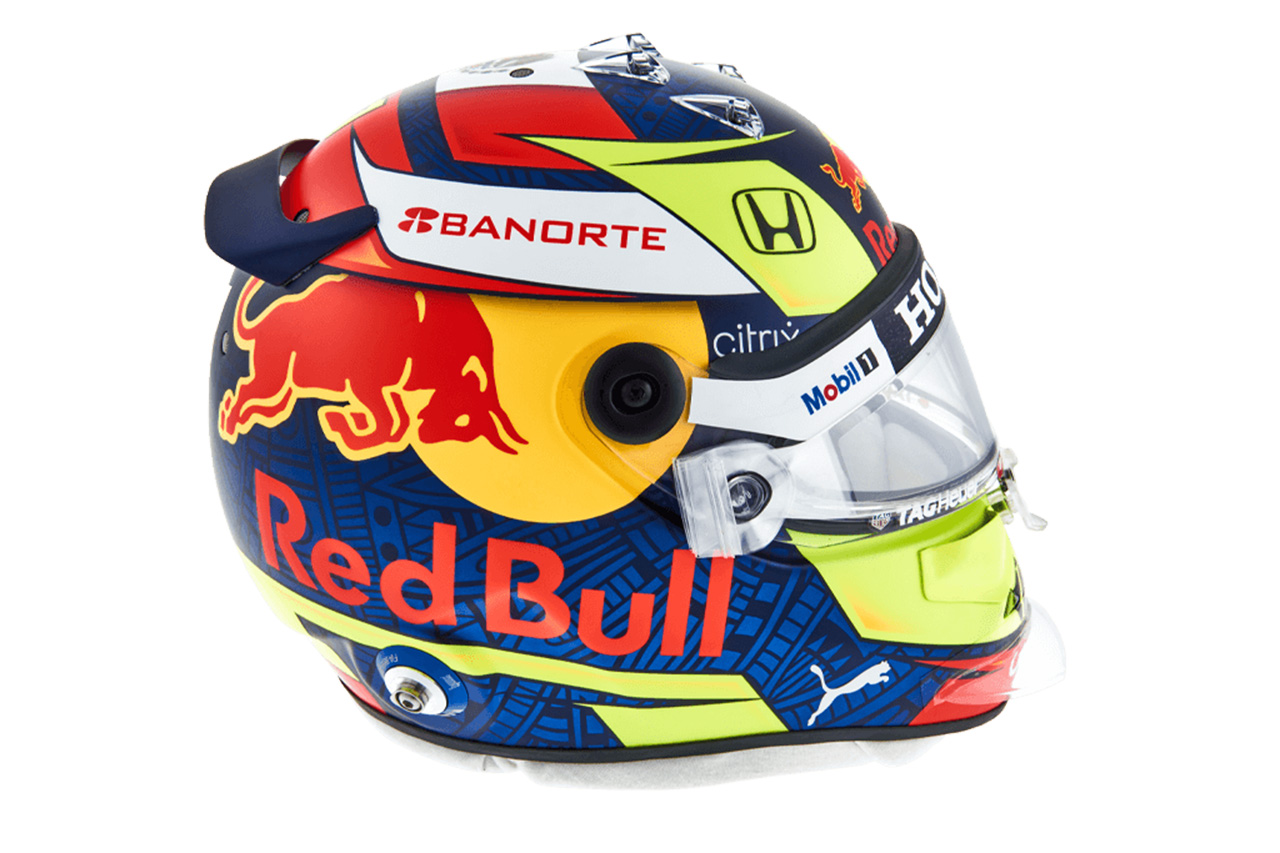 セルジオ・ペレス:2021年 F1ヘルメット