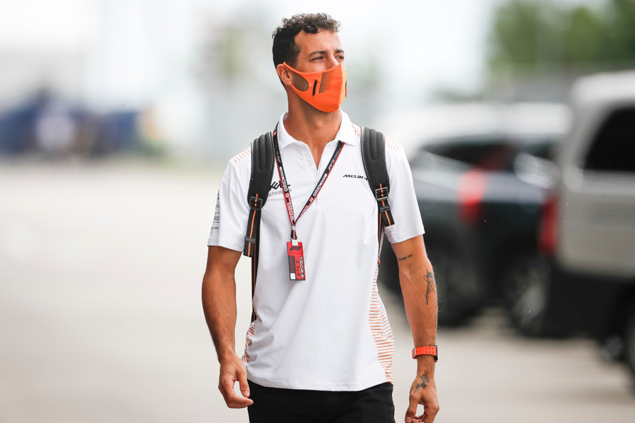 突如、アストンマーティンF1の獲得リストに挙げられたダニエル・リカルド