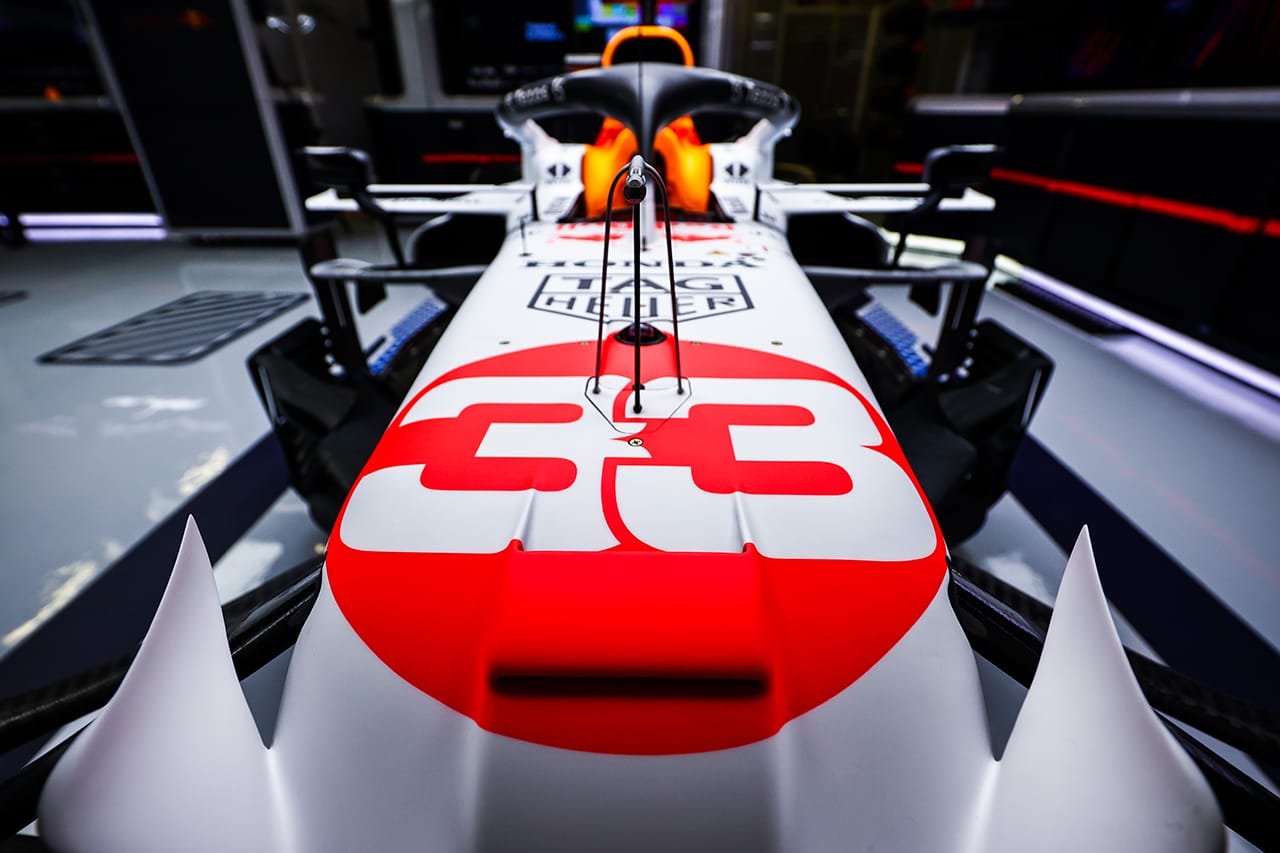 レッドブル・ホンダF1 RB16B “White Edition” (4)