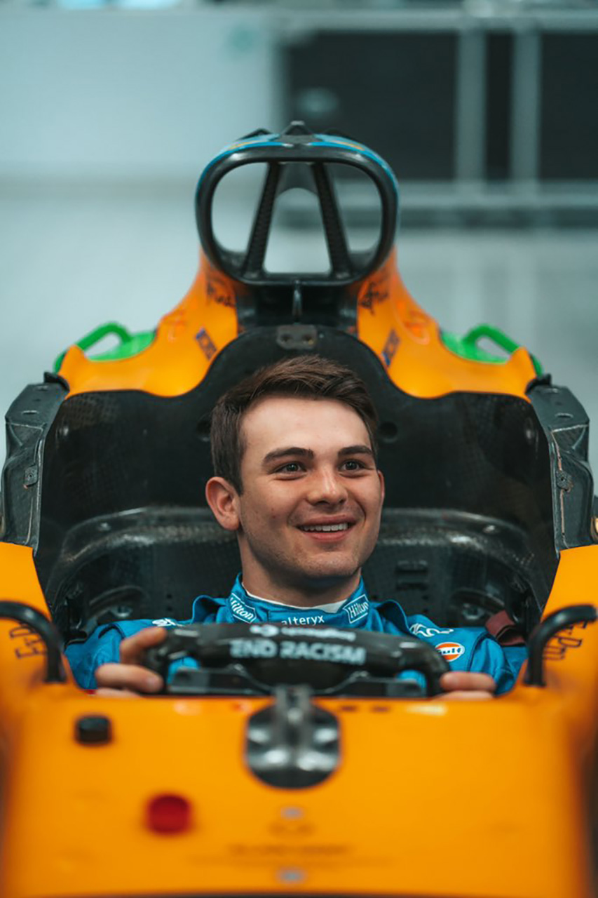 パトリシオ・オワード マクラーレンF1 シート合わせ