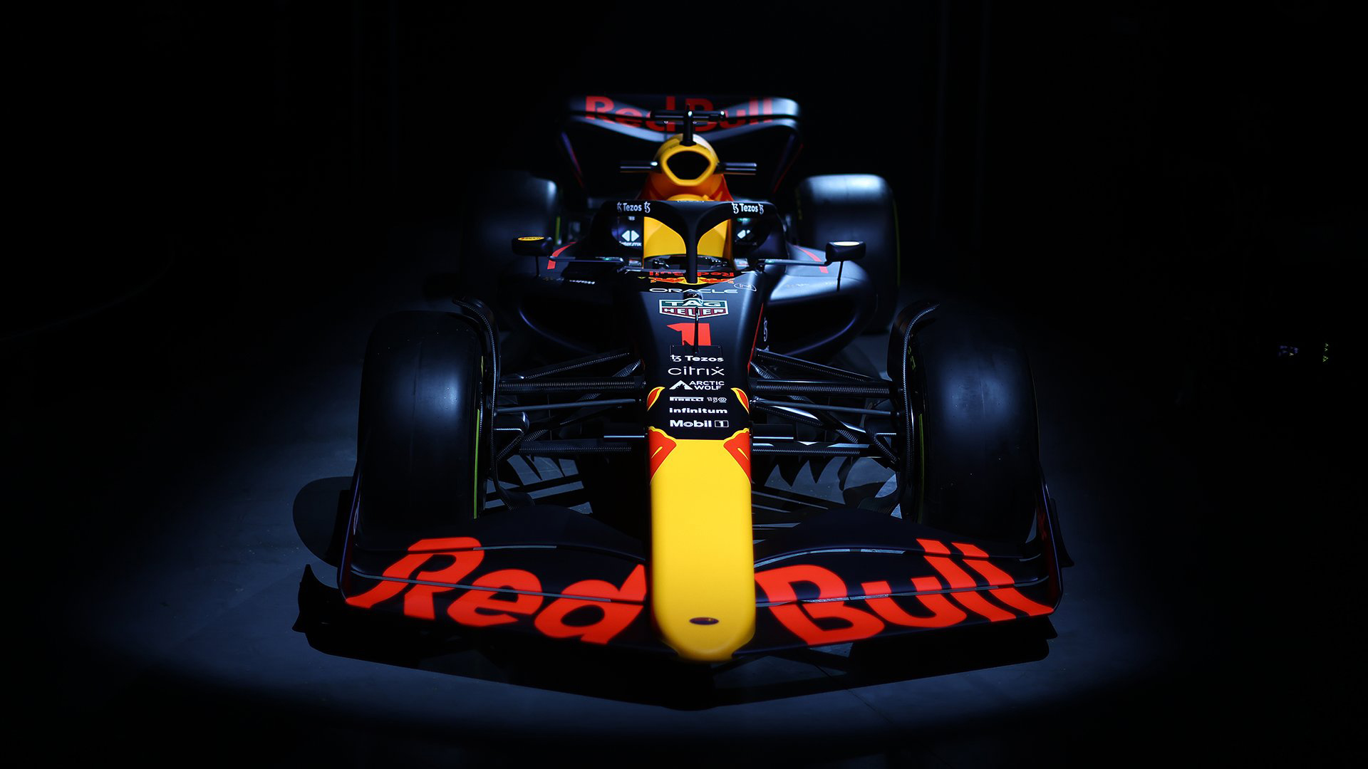 レッドブルF1 RB18