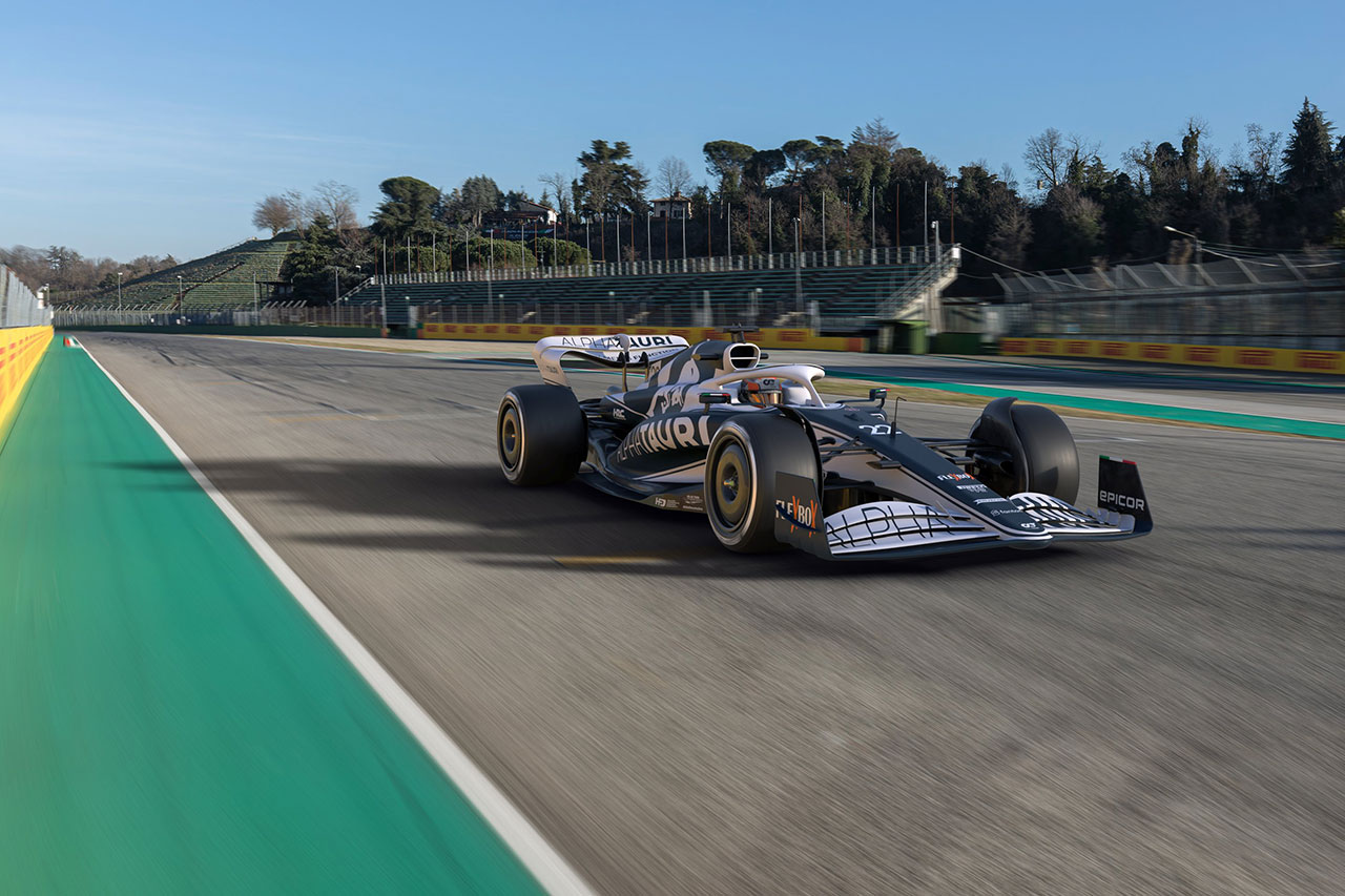 アルファタウリF1 AT03 シェイクダウン
