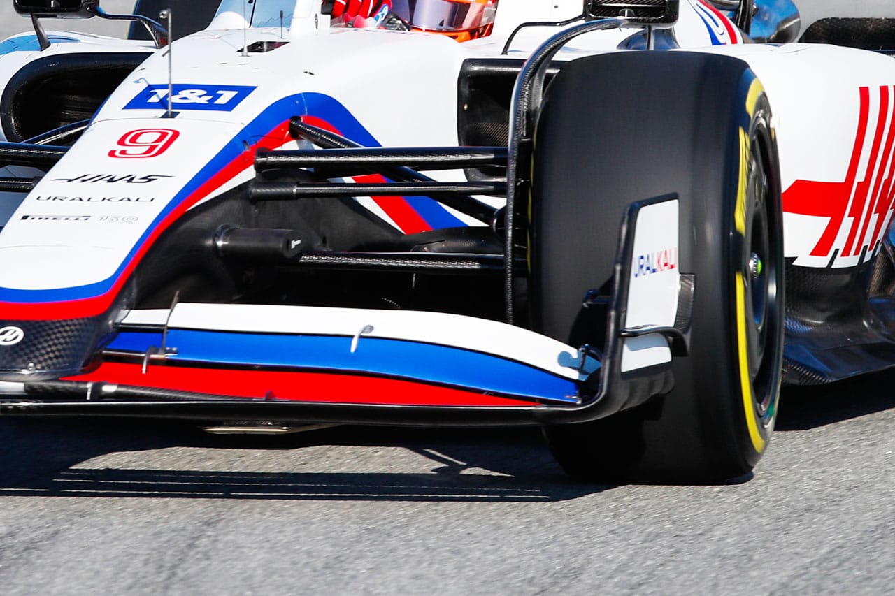 ハースF1 VF-22 フロントウイング