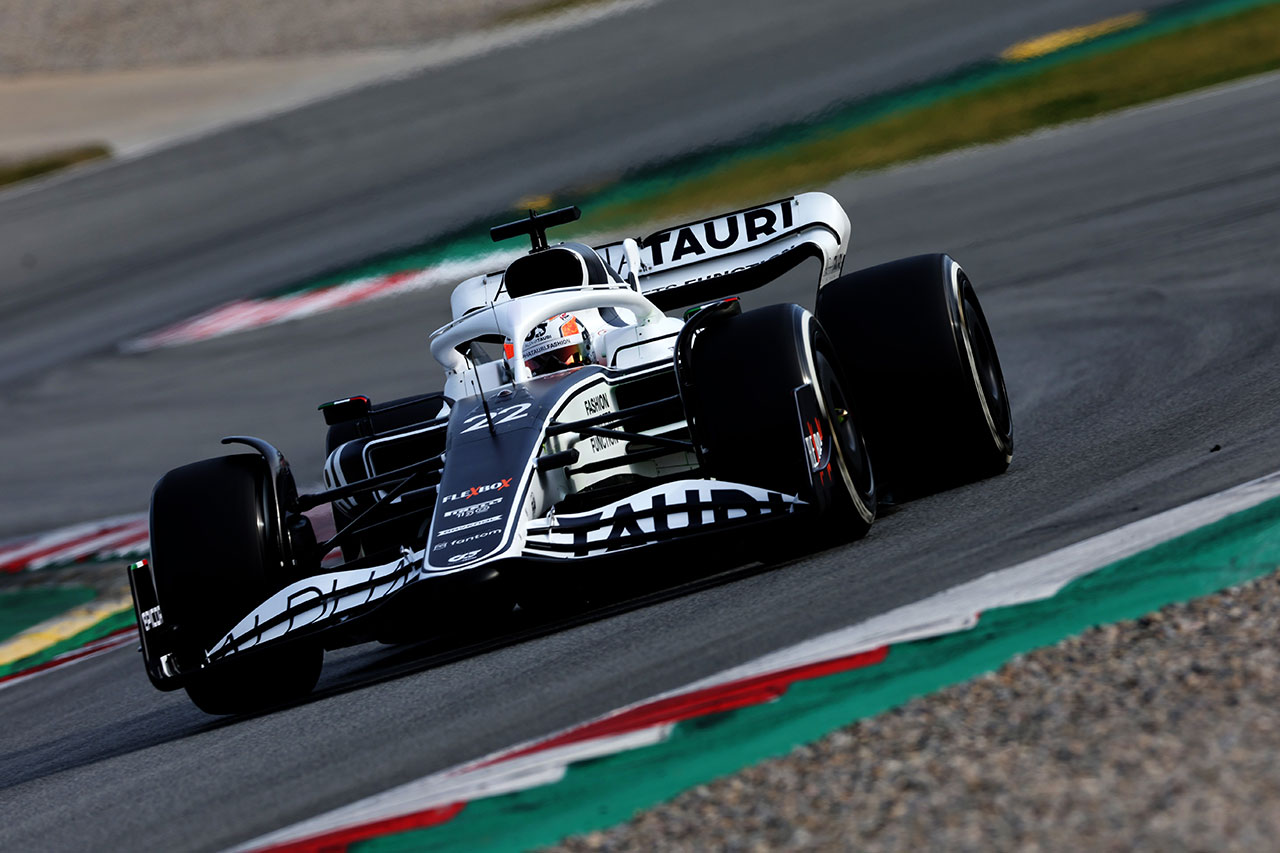 角田裕毅 アルファタウリF1 AT03 / 2022年 F1バルセロナテスト っ初日