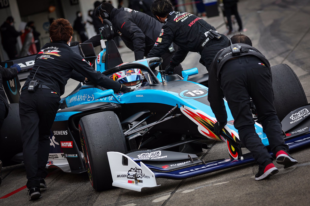 レッドブルF1 リアム・ローソン スーパーフォーミュラ