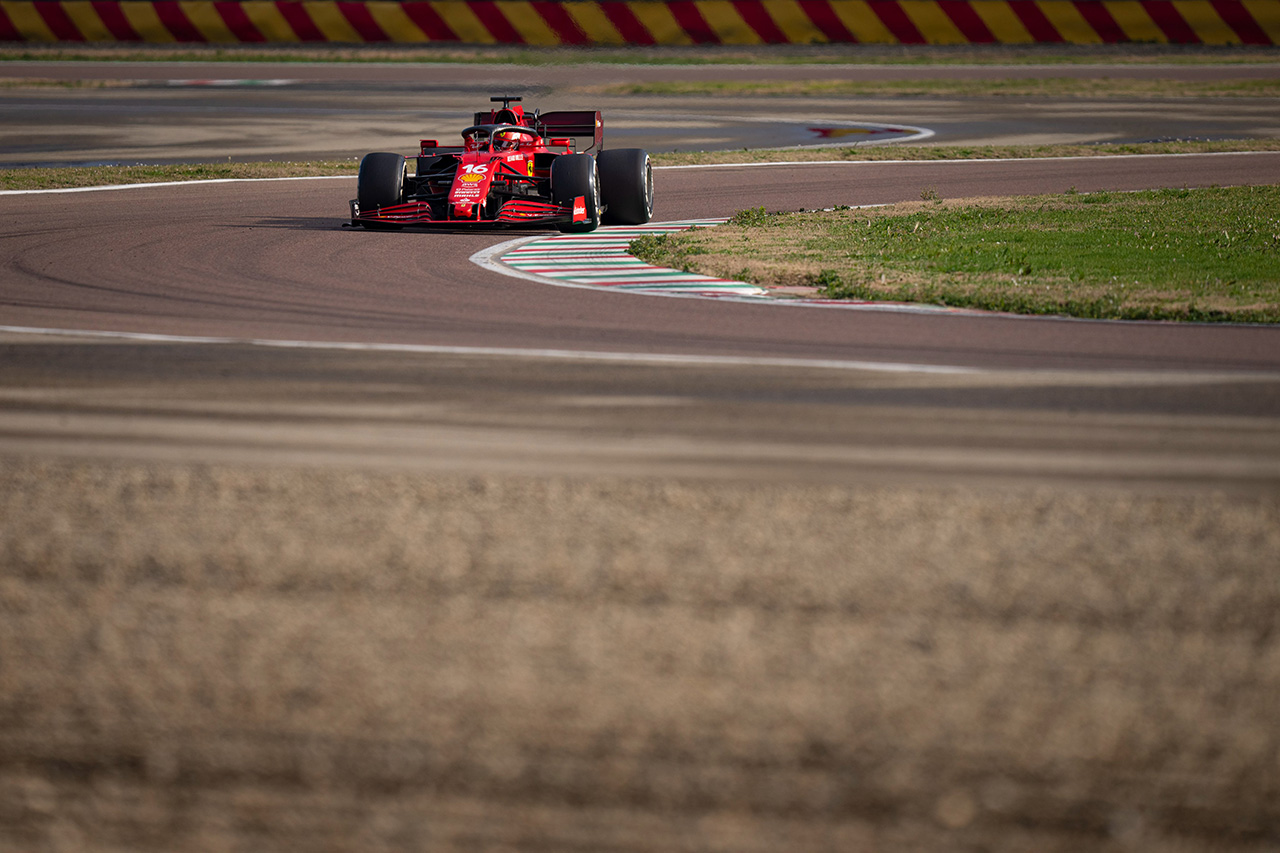 シャルル・ルクレール F1 フェラーリ SF21