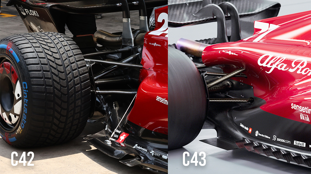アルファロメオ C42(左) アルファロメオ C43(右)