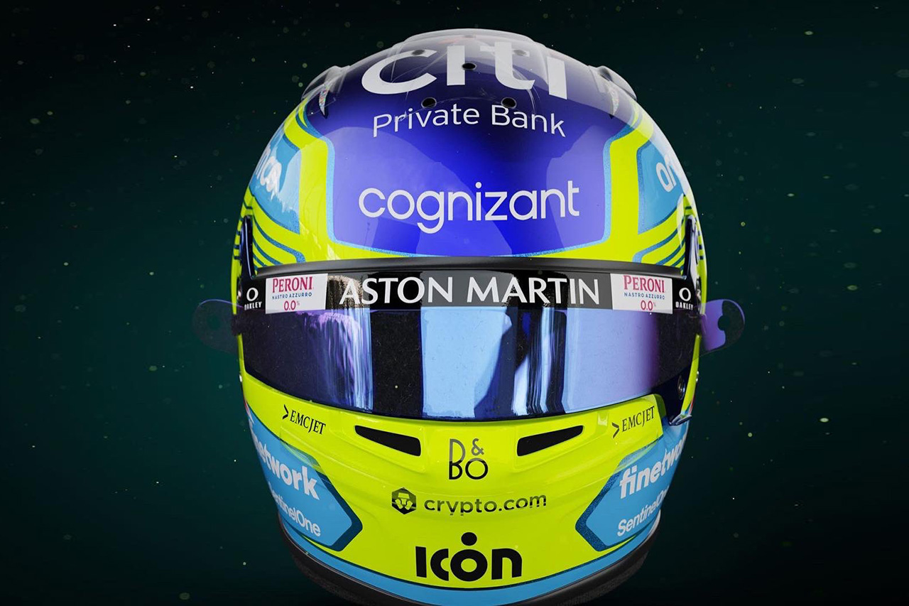 フェルナンド・アロンソ 2013年 F1 ヘルメット (アストンマーティンF1チーム)