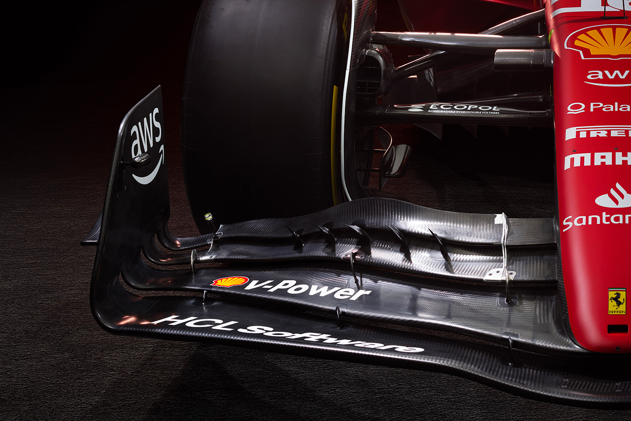 フェラーリF1 SF-23 フロントサスペンション