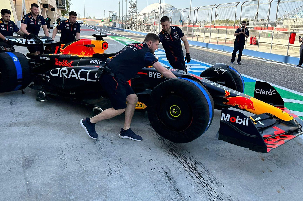 Red Bull Racing RB19