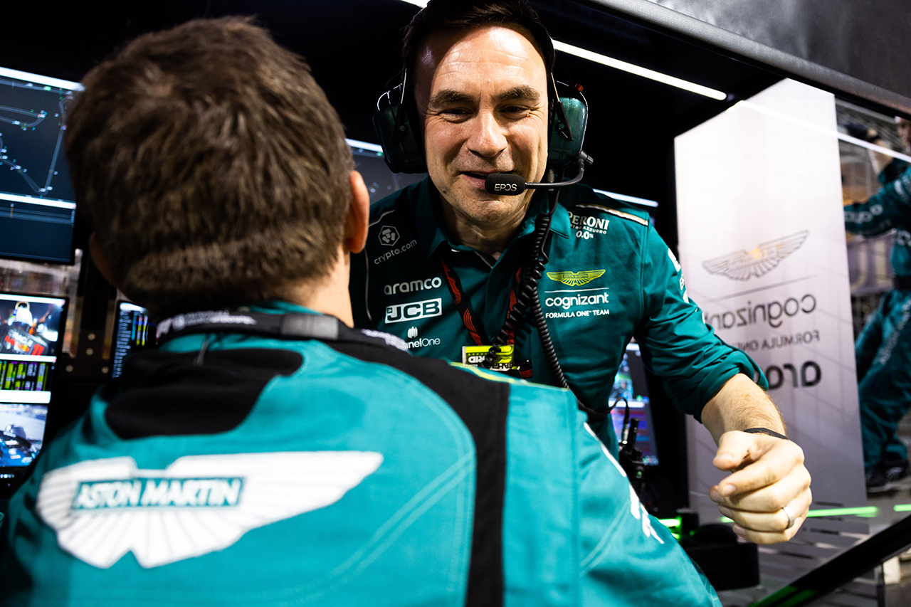 メルセデスAMG・ペトロナス・モータースポーツ F1 アストンマーティン・コグニザント・フォーミュラワンチーム