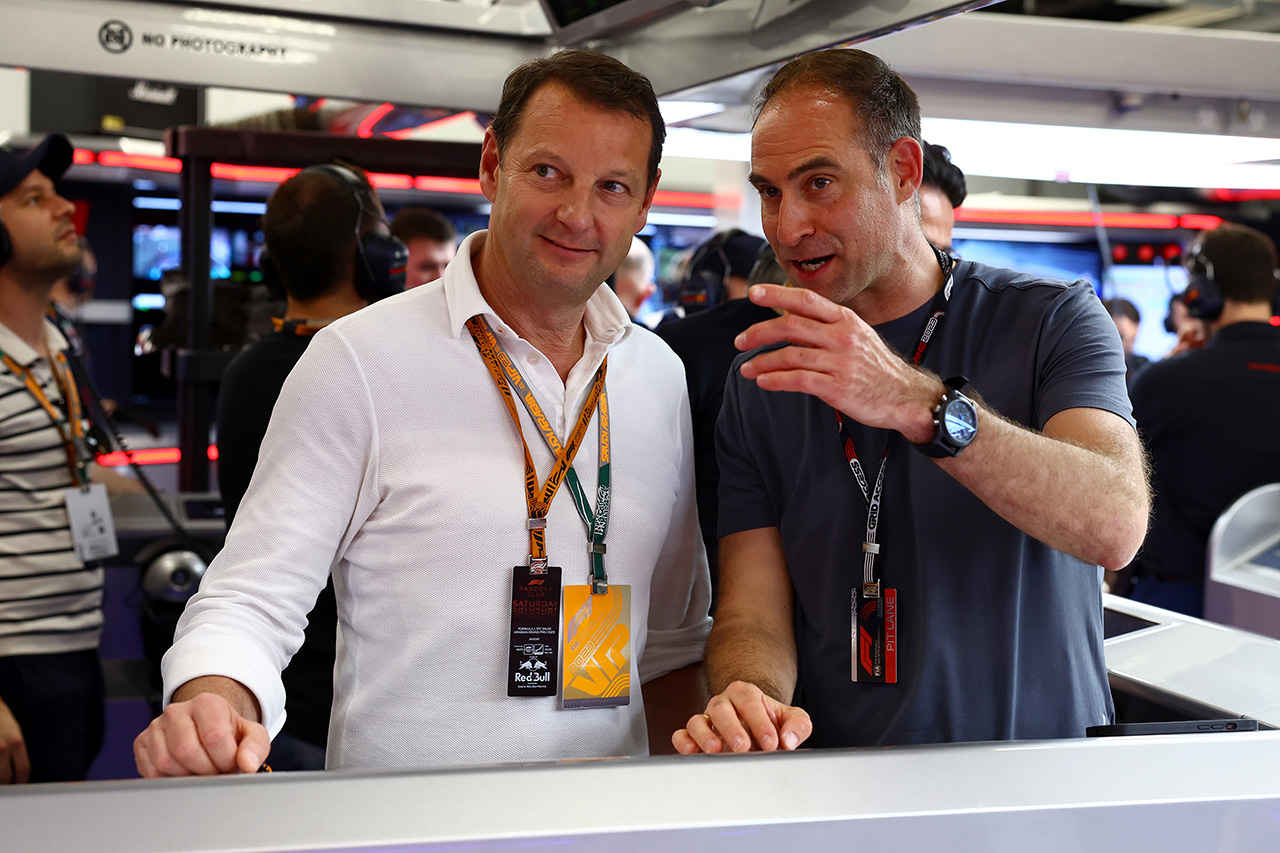 レッドブル F1 オリバー・ミンツラフ