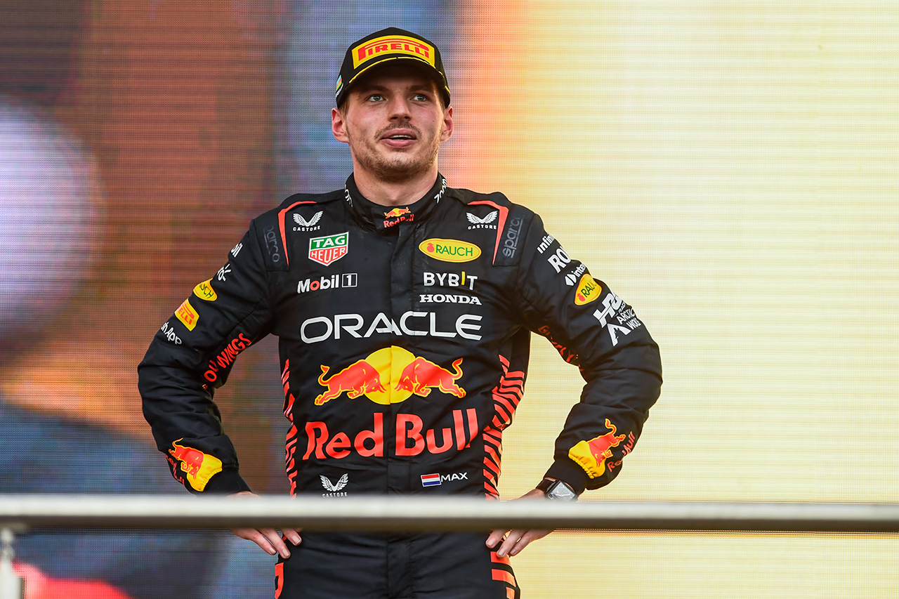 フェルスタッペンは不運にもセーフティカーでリードを奪われ、そこからチームメイトに追いつくことはできなかった。