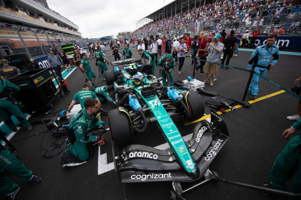 フェルナンド・アロンソ アストンマーティン・コグニザント・フォーミュラワンチーム F1