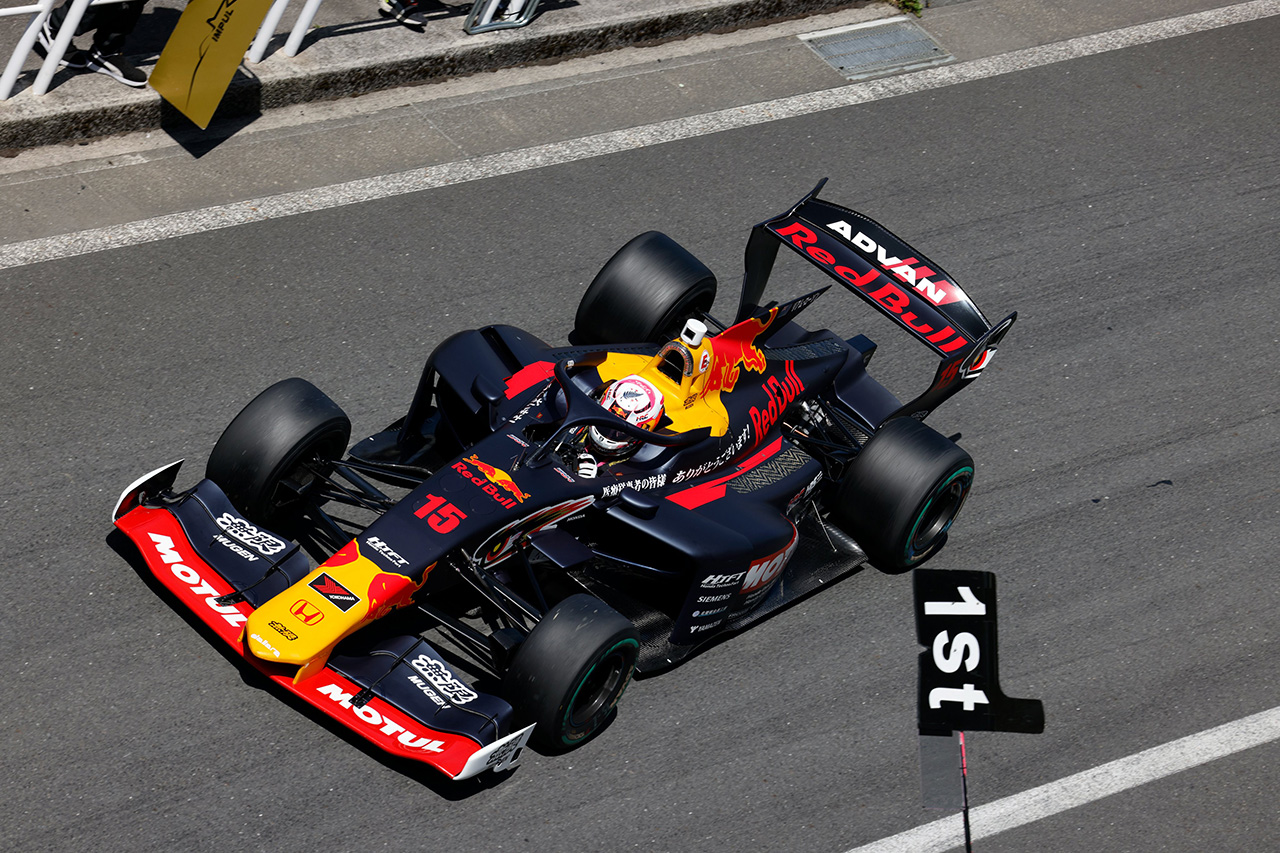 リアム・ローソン レッドブル F1