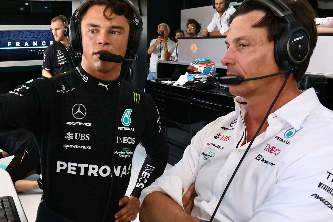 メルセデスAMG・ペトロナス・モータースポーツ F1 ニック・デ・フリース