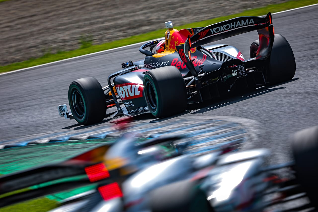 リアム・ローソン レッドブル F1