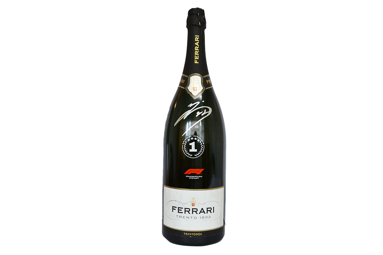 角田裕毅 直筆サイン入り F1表彰台用セレブレーションボトル(3000ml)
