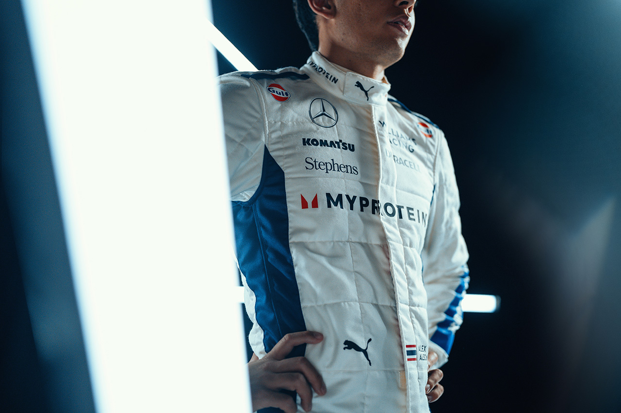 ウィリアムズ・レーシング 2024年のF1世界選手権 レーシングスーツ