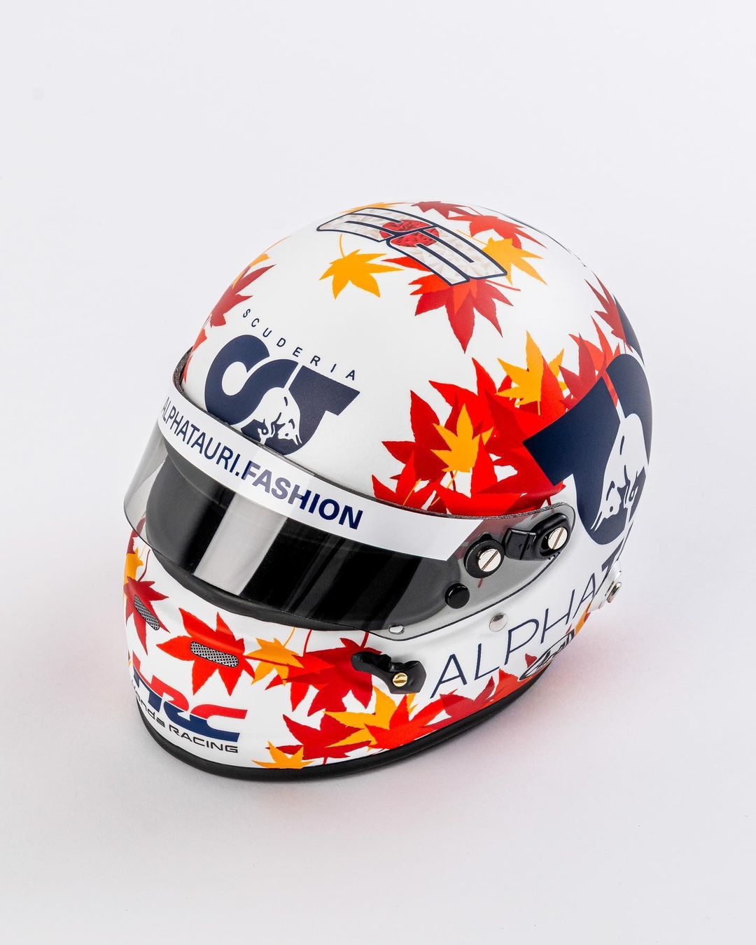 角田裕毅 F1 ヘルメット