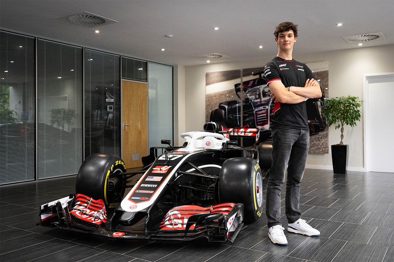 オリバー・ベアマンハースF1チーム