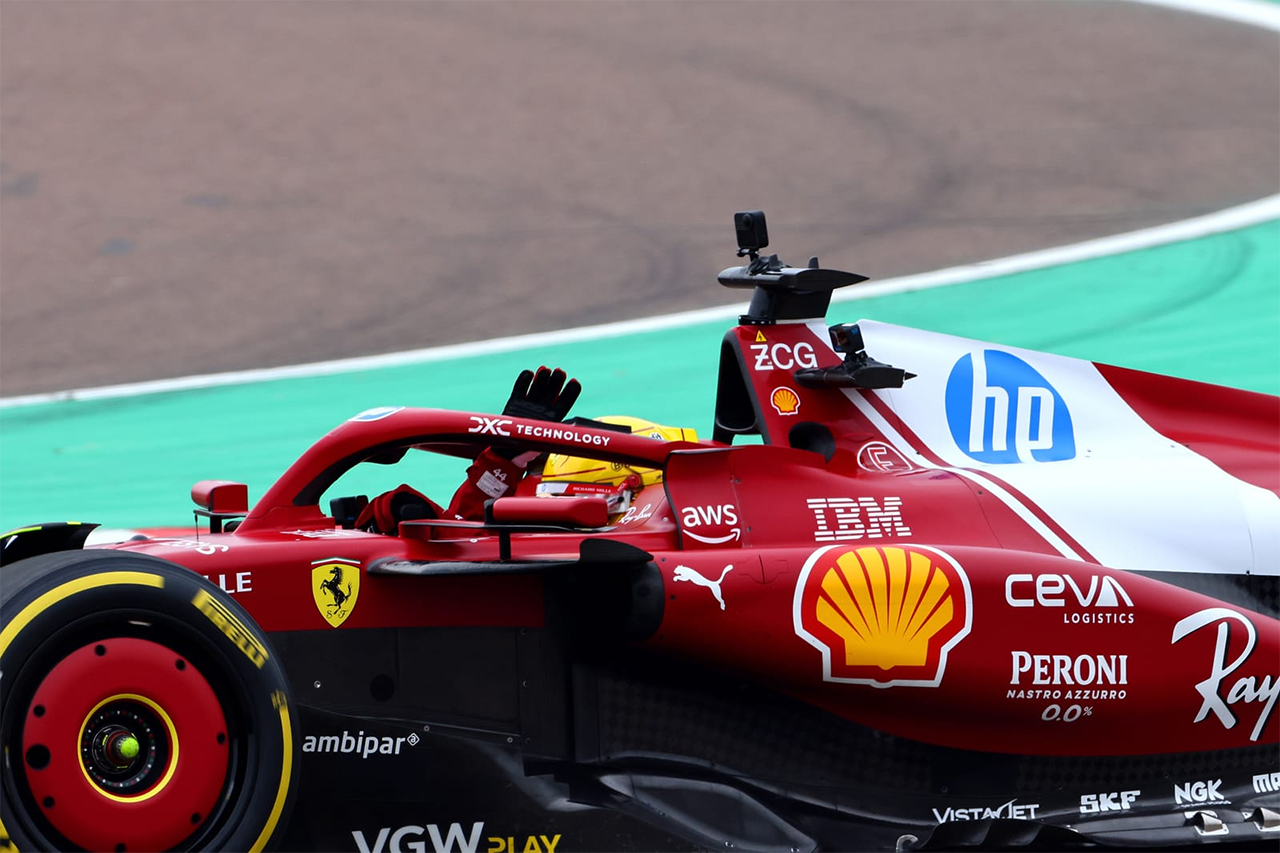 F1 自動車競技 ルイス・ハミルトン(スクーデリア・フェラーリ)