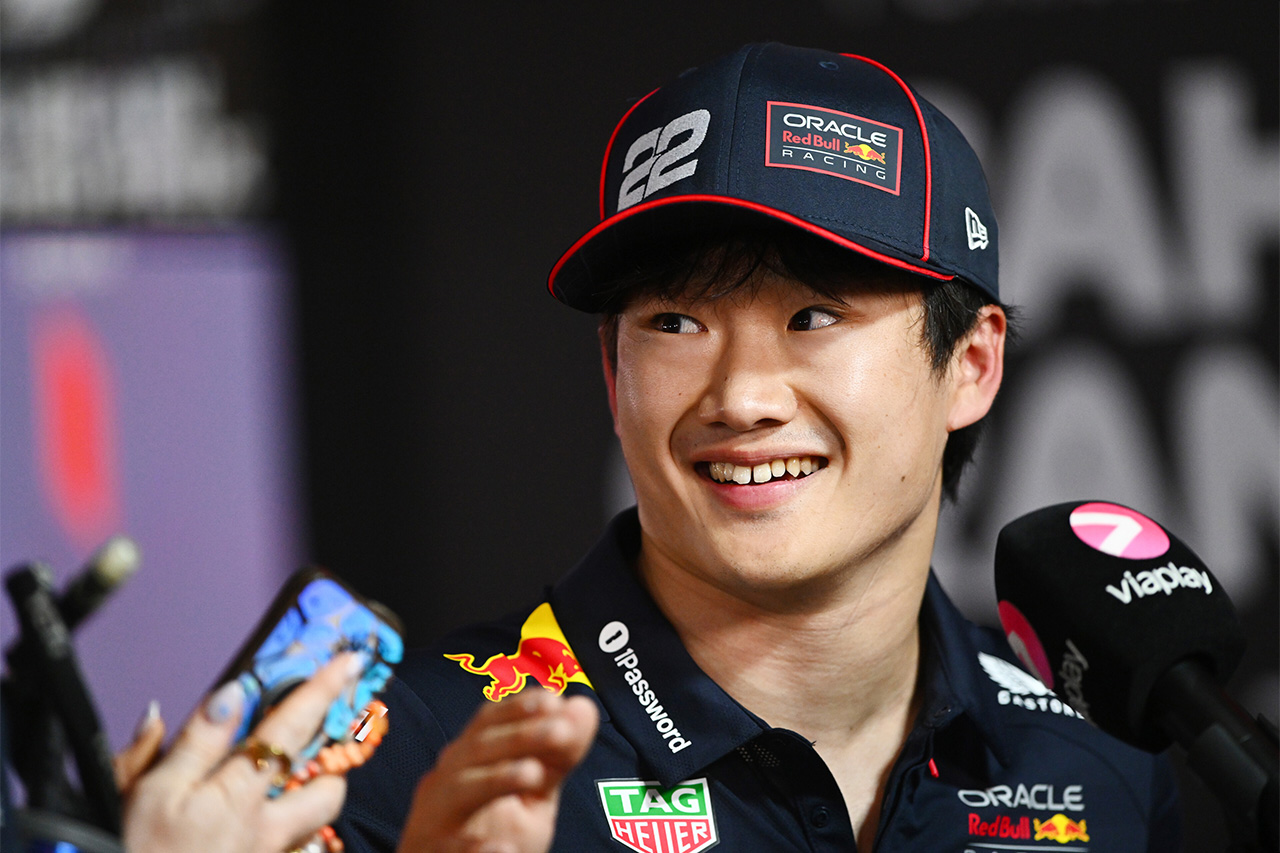 角田裕毅 レッドブル F1 レッドブル・RB21