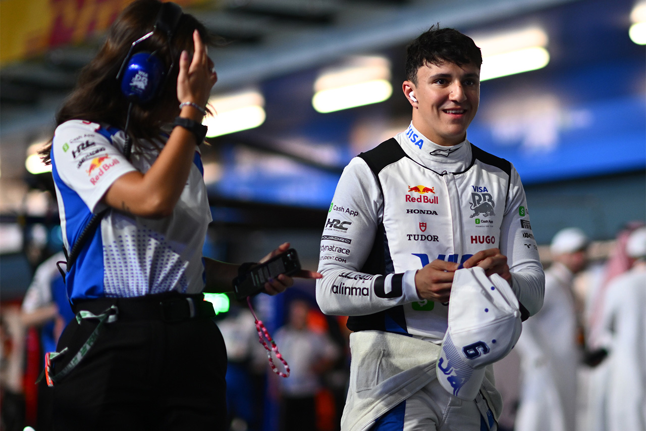 角田裕毅 F1 レッドブル