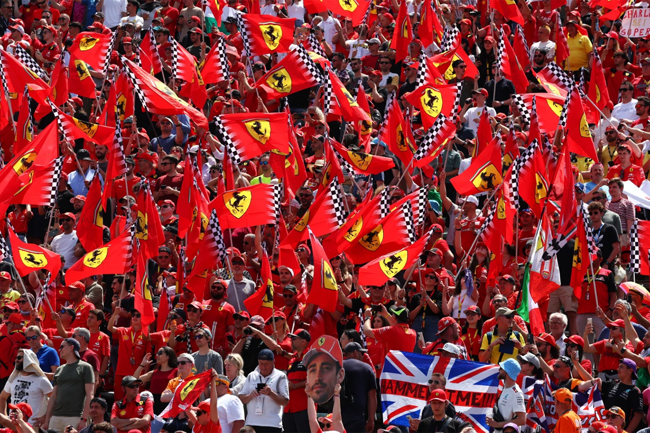 ルイス・ハミルトン スクーデリア・フェラーリ F1 エミリア