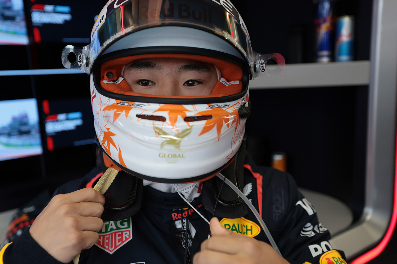 角田裕毅 レッドブル F1