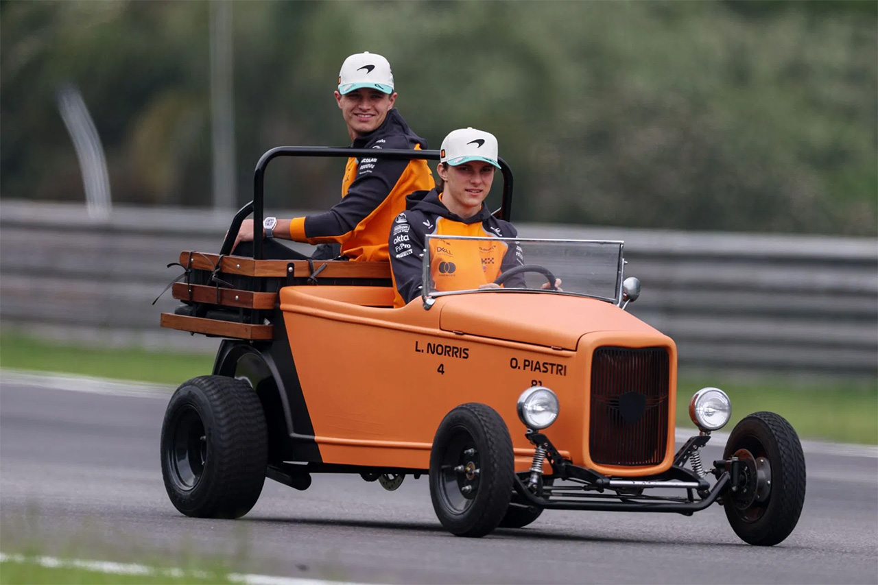 オスカー・ピアストリとランド・ノリス(マクラーレン)
