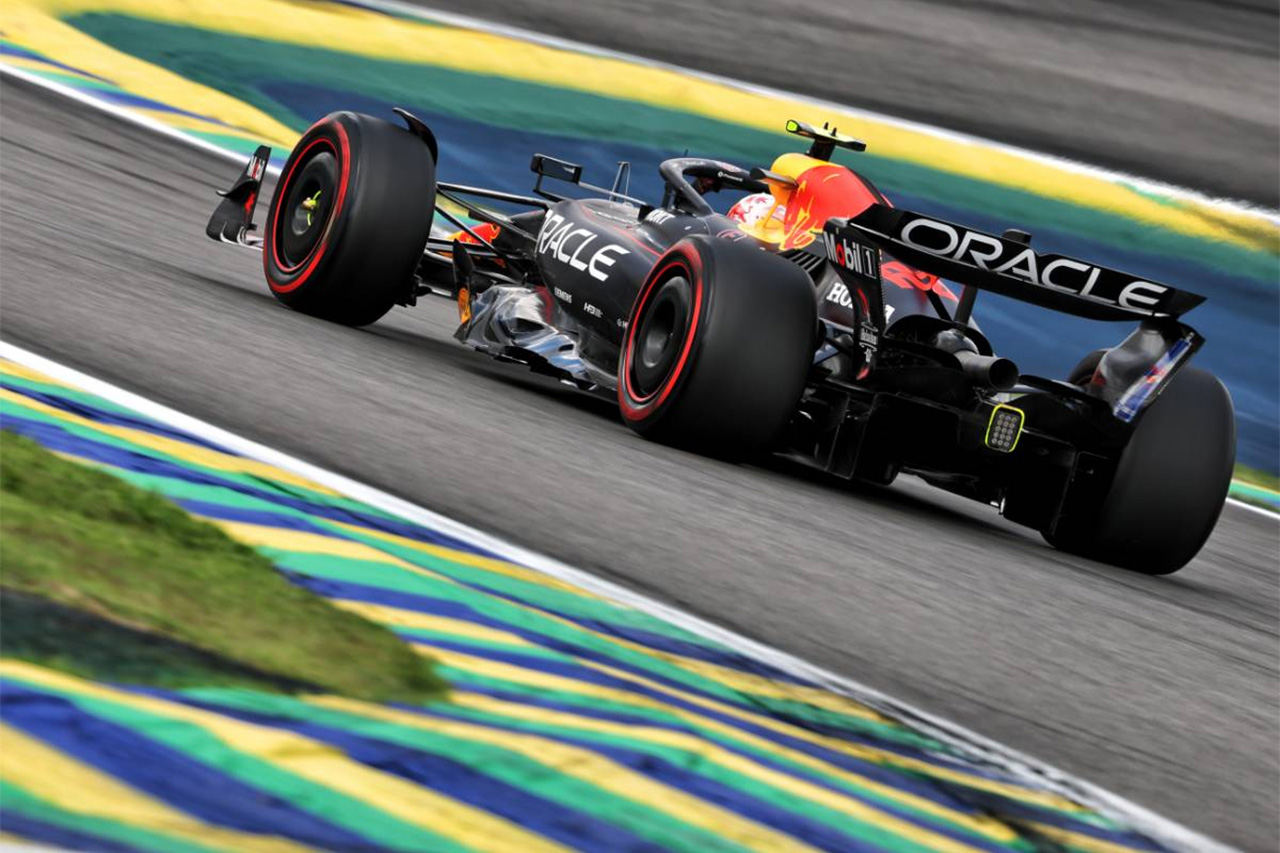 フェルスタッペン レッドブル F1 エンジン
