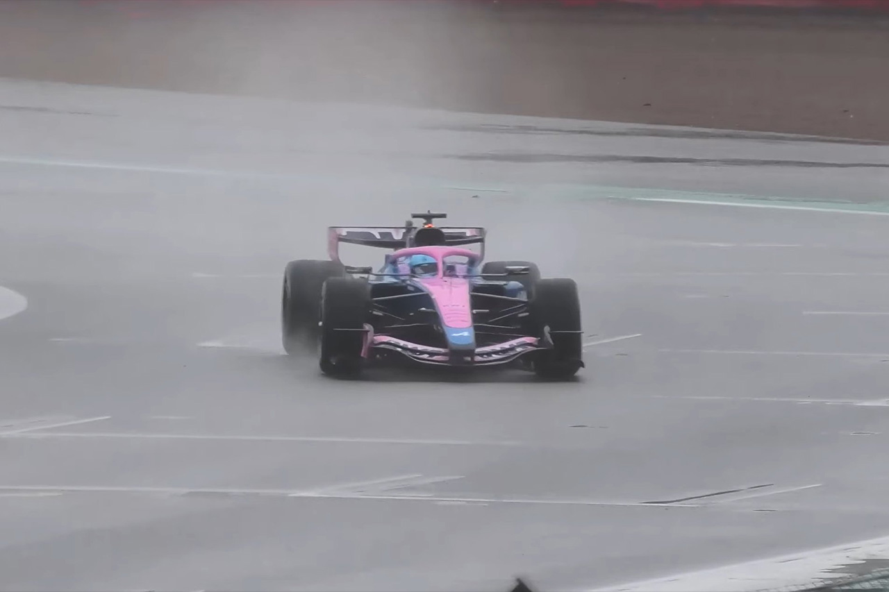 アルピーヌF1チーム フォーミュラ1カー シェイクダウン