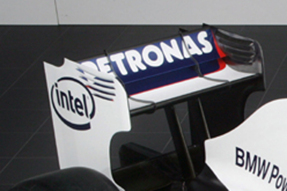 F1.09:リアウイングはシンプルな構造