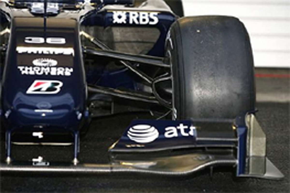 FW31:ステップが設けられたフロントウイング