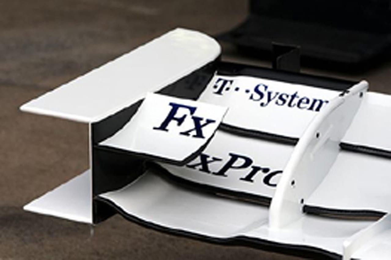 BMWザウバー F1.09 フロントウイング （F1スペインGP）