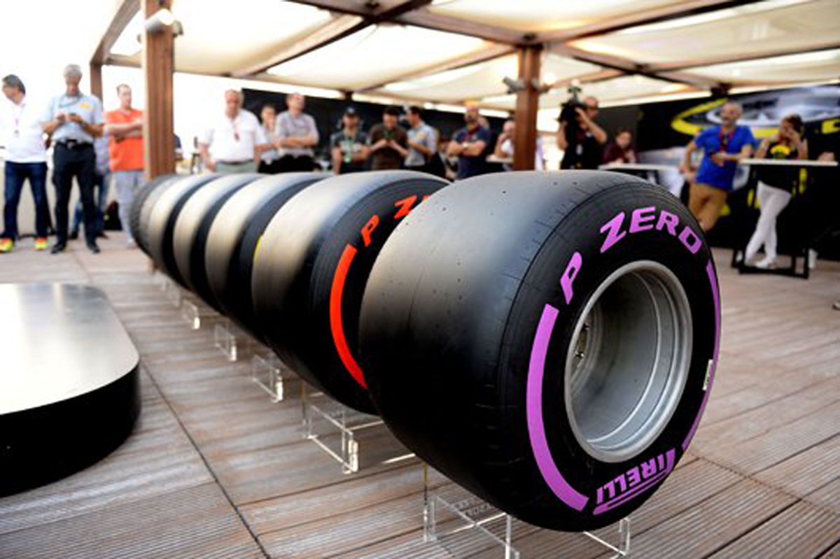 ピレリ、2017年F1オーストラリアGPとF1中国GPのタイヤ配分を発表