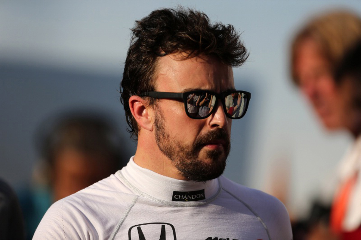 フェルナンド・アロンソ、シーズン途中のマクラーレン・ホンダ離脱を否定