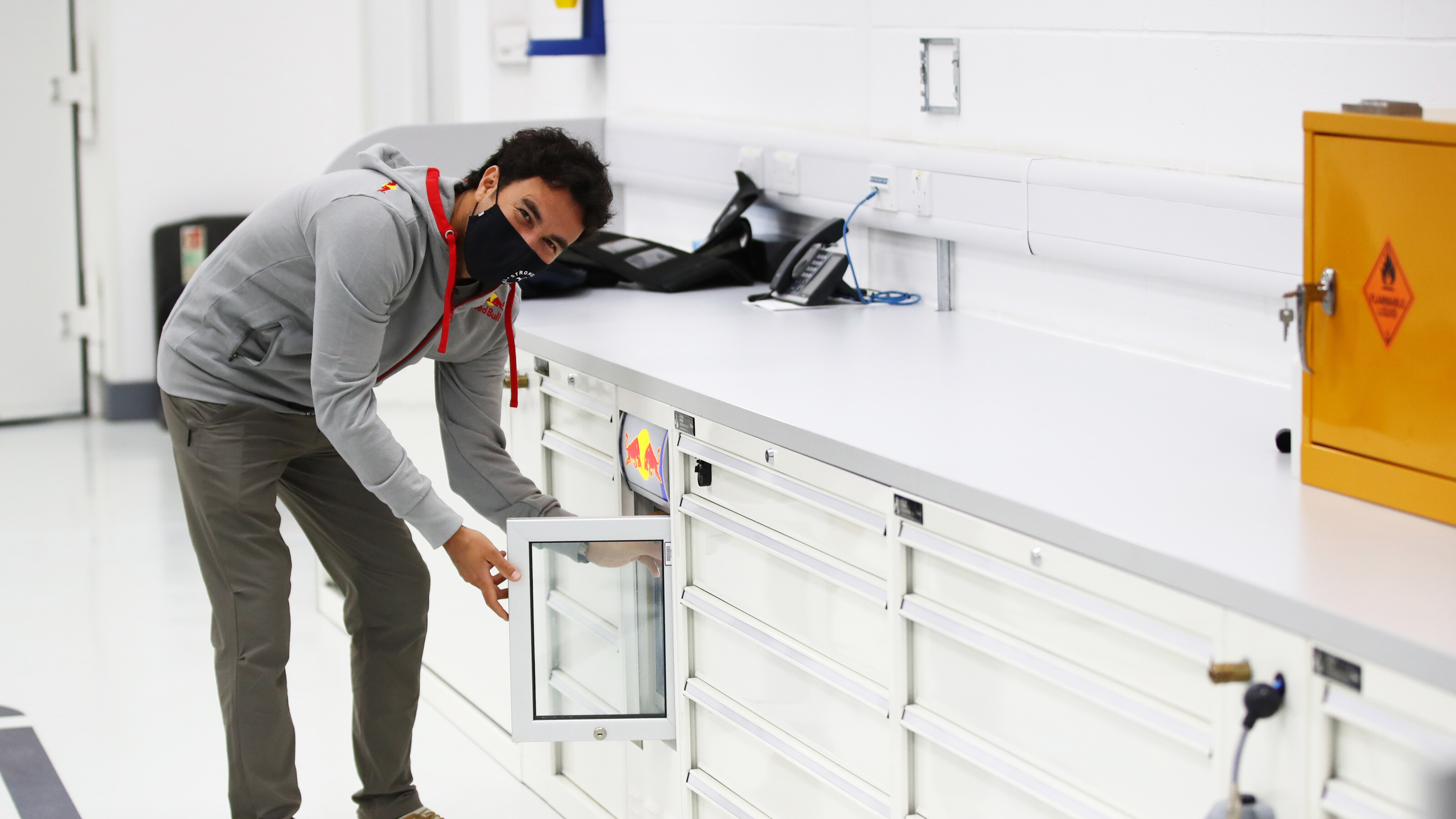 セルジオ・ペレス、レッドブル・ホンダF1のドライバーとして始動⑨