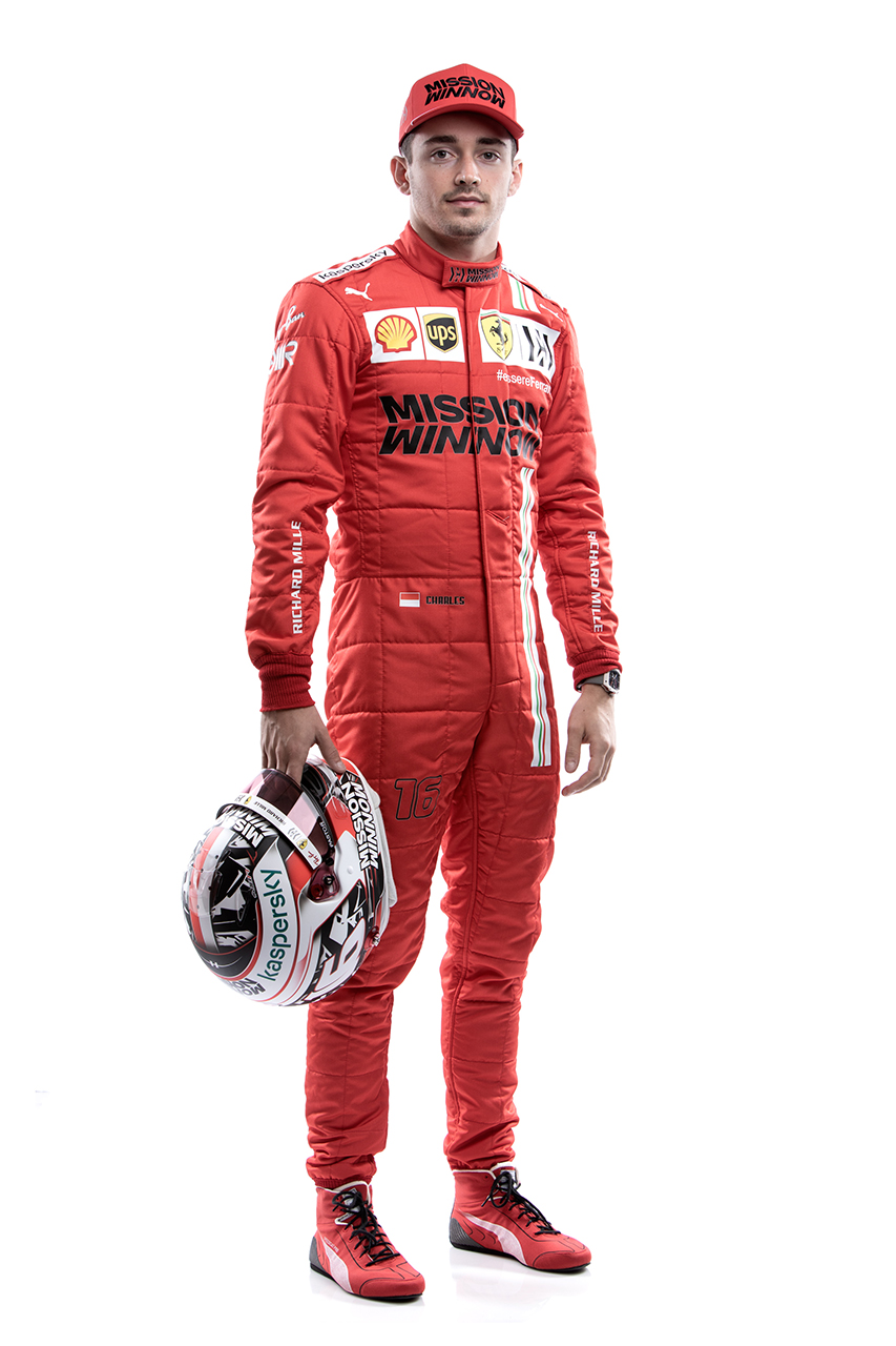 フェラーリ F1 2021年 レーシングスーツ：シャルル・ルクレール