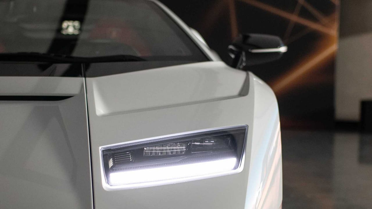 ランボルギーニ 新型カウンタック - カウンタック LPI 800-4